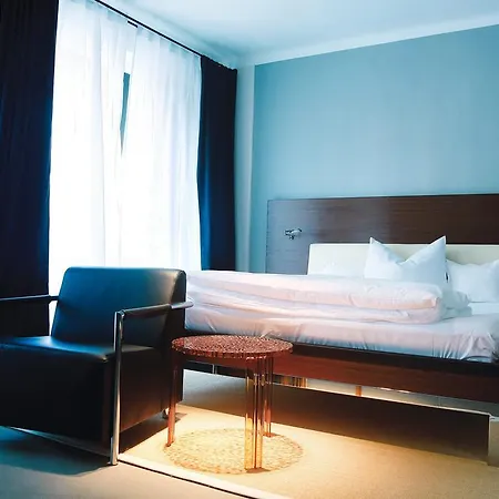 Fruehstueckshotel Im Goldschmiedehaus Grieskirchen Room photo